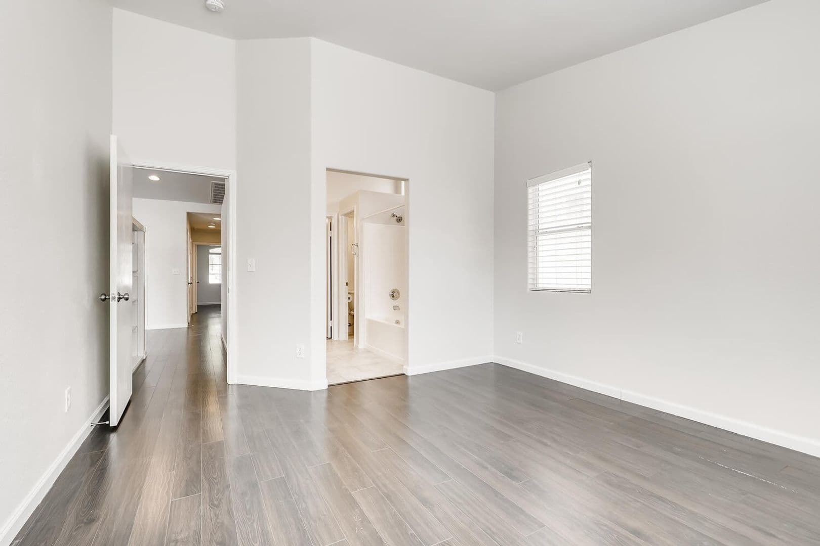 North Las Vegas House: 427 Regal Robin Way