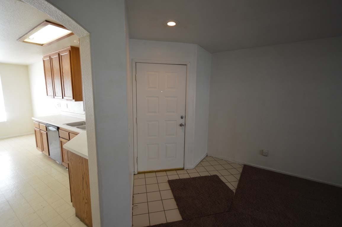 Las vegas House: 1420 Jamielinn Ln. #101