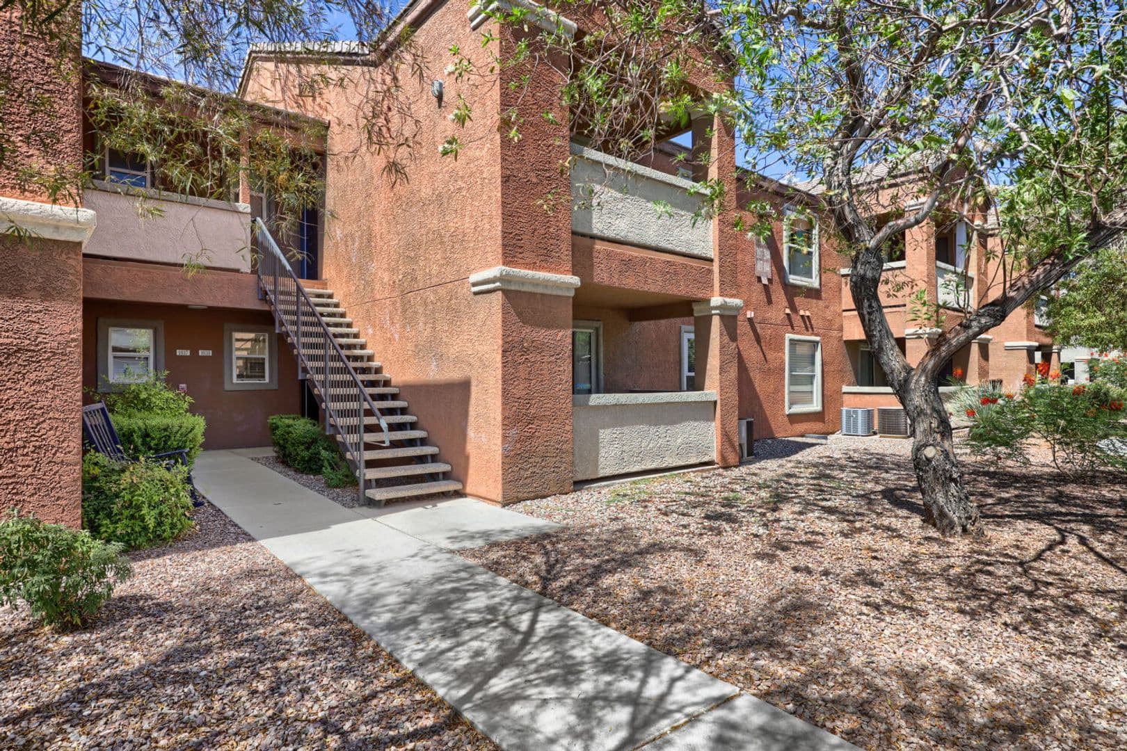 Las Vegas Condo: 555 E Silverado Ranch Blvd
