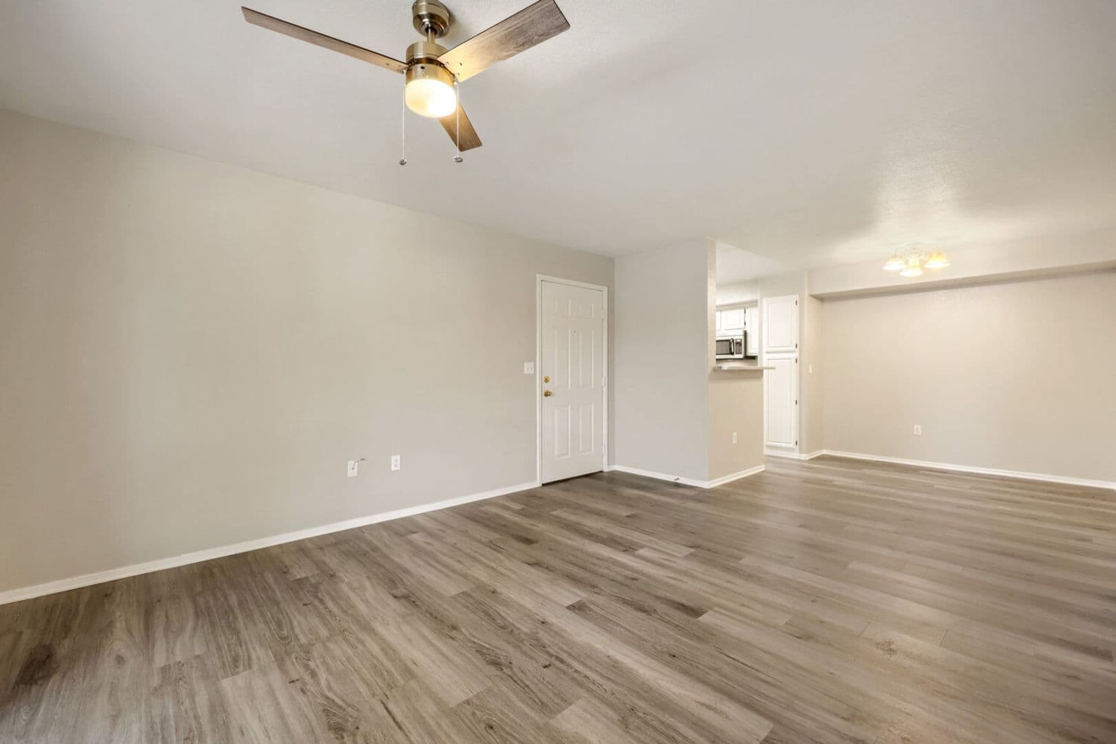 Las Vegas Condo: 555 E Silverado Ranch Blvd