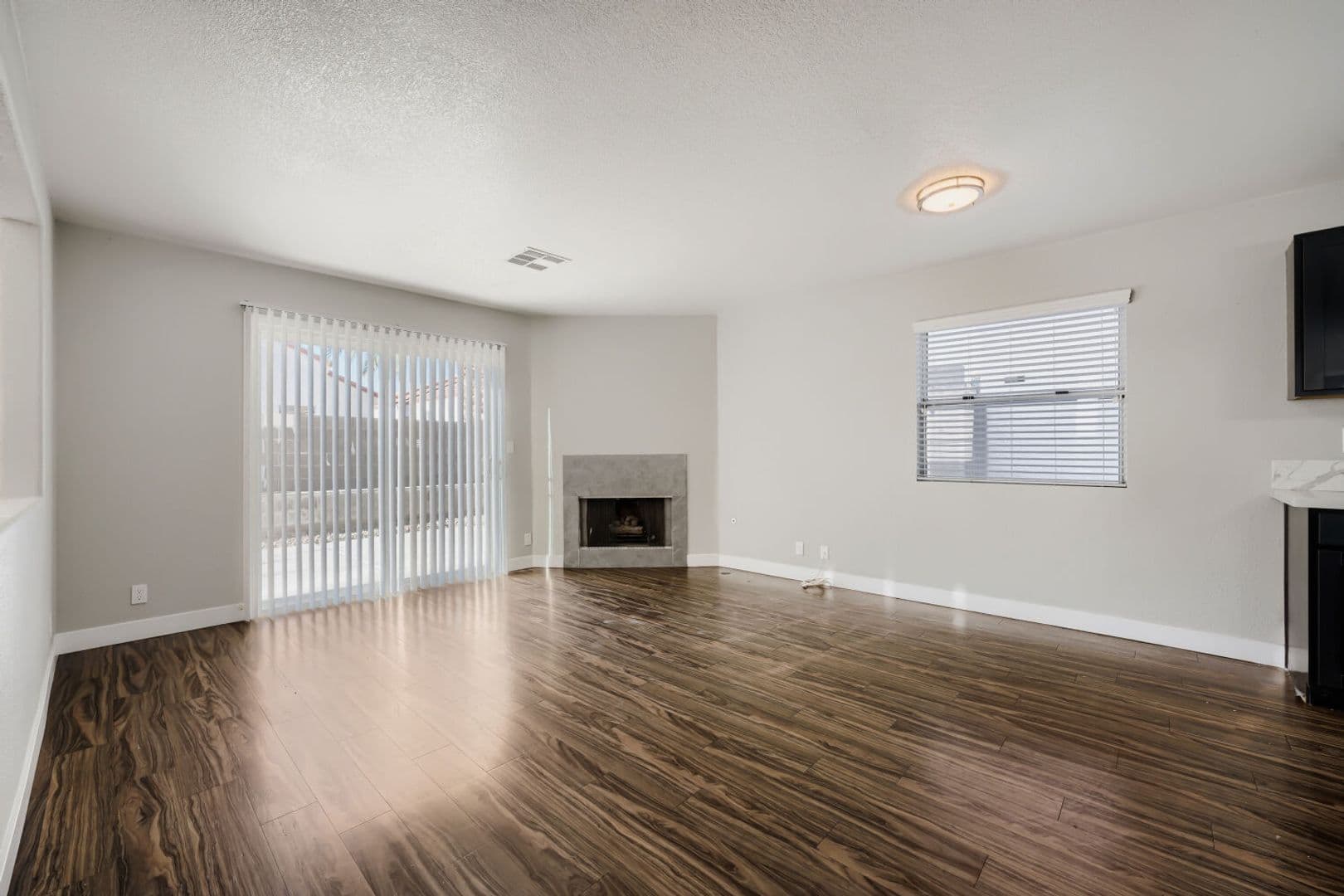 Las Vegas House: 8215 Mt Brodie Circle