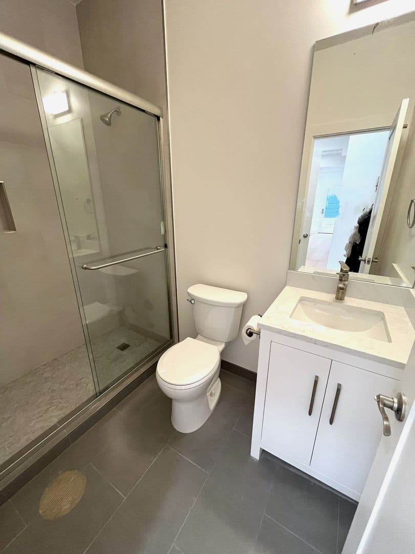 San Francisco Apartment: 1201 12th Avenue