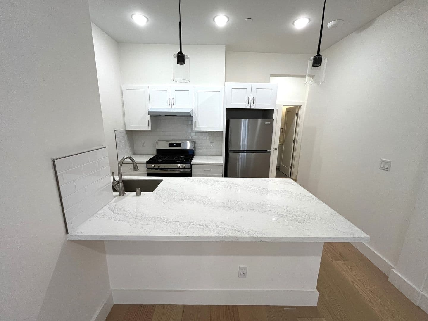 San Francisco Apartment: 1201 12th Avenue