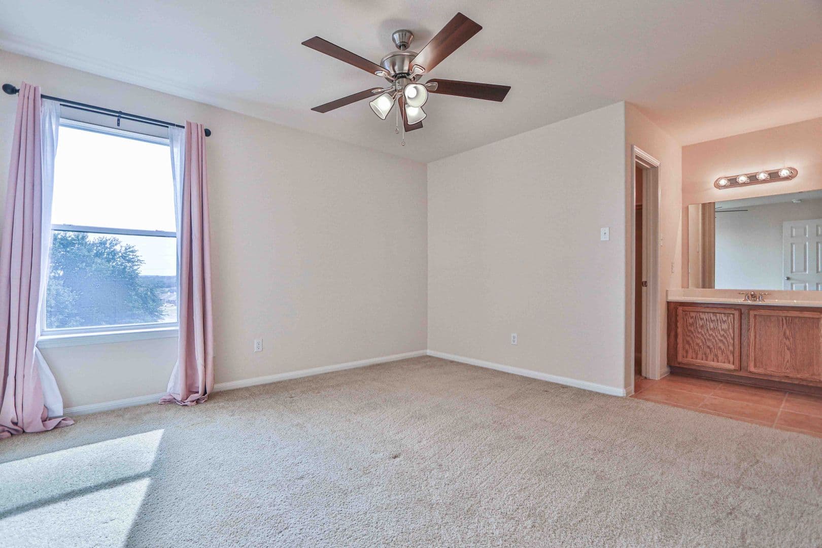 Killeen House: 4900 Smoky Quartz Dr