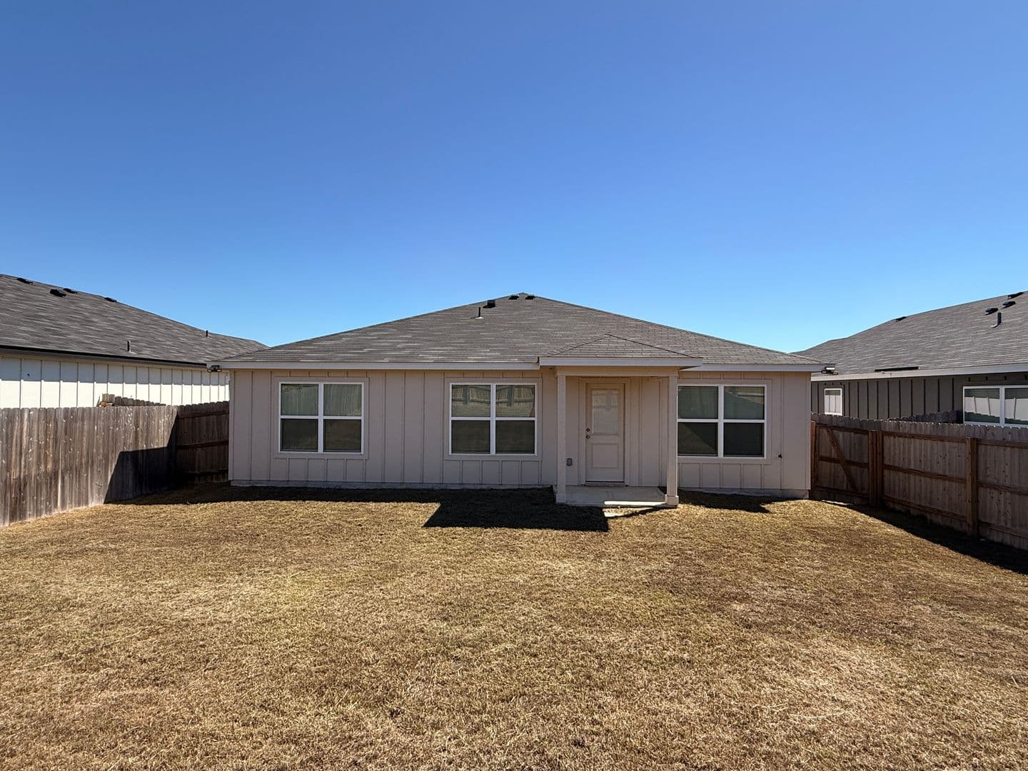 Copperas Cove House: 1055 Lexington Drive