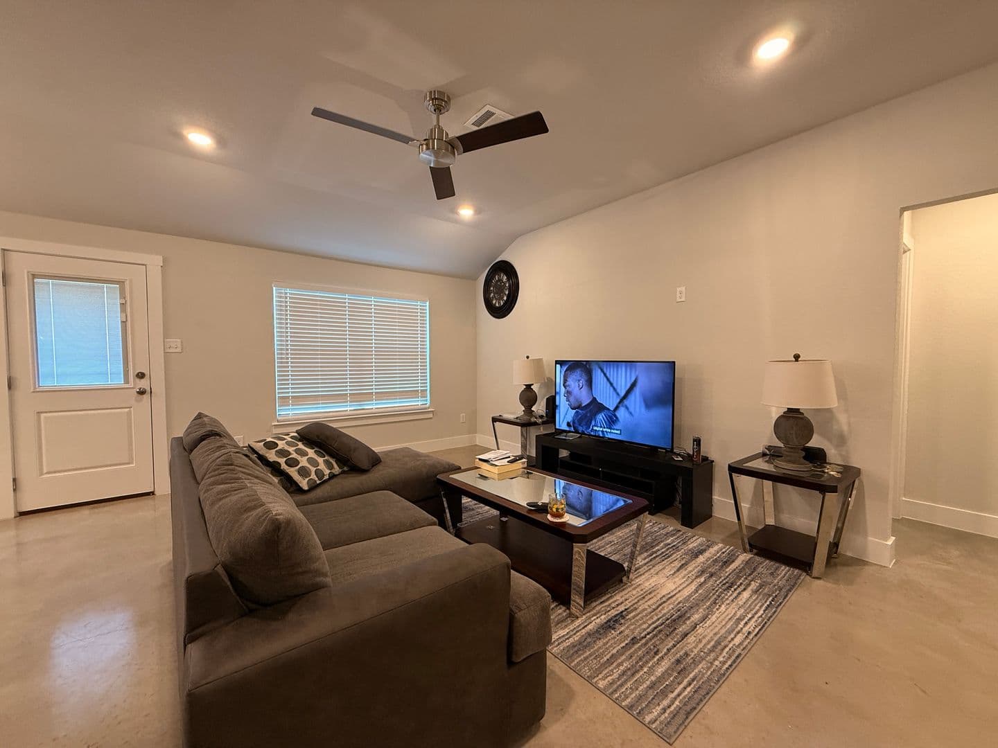 Copperas Cove House: 1055 Lexington Drive