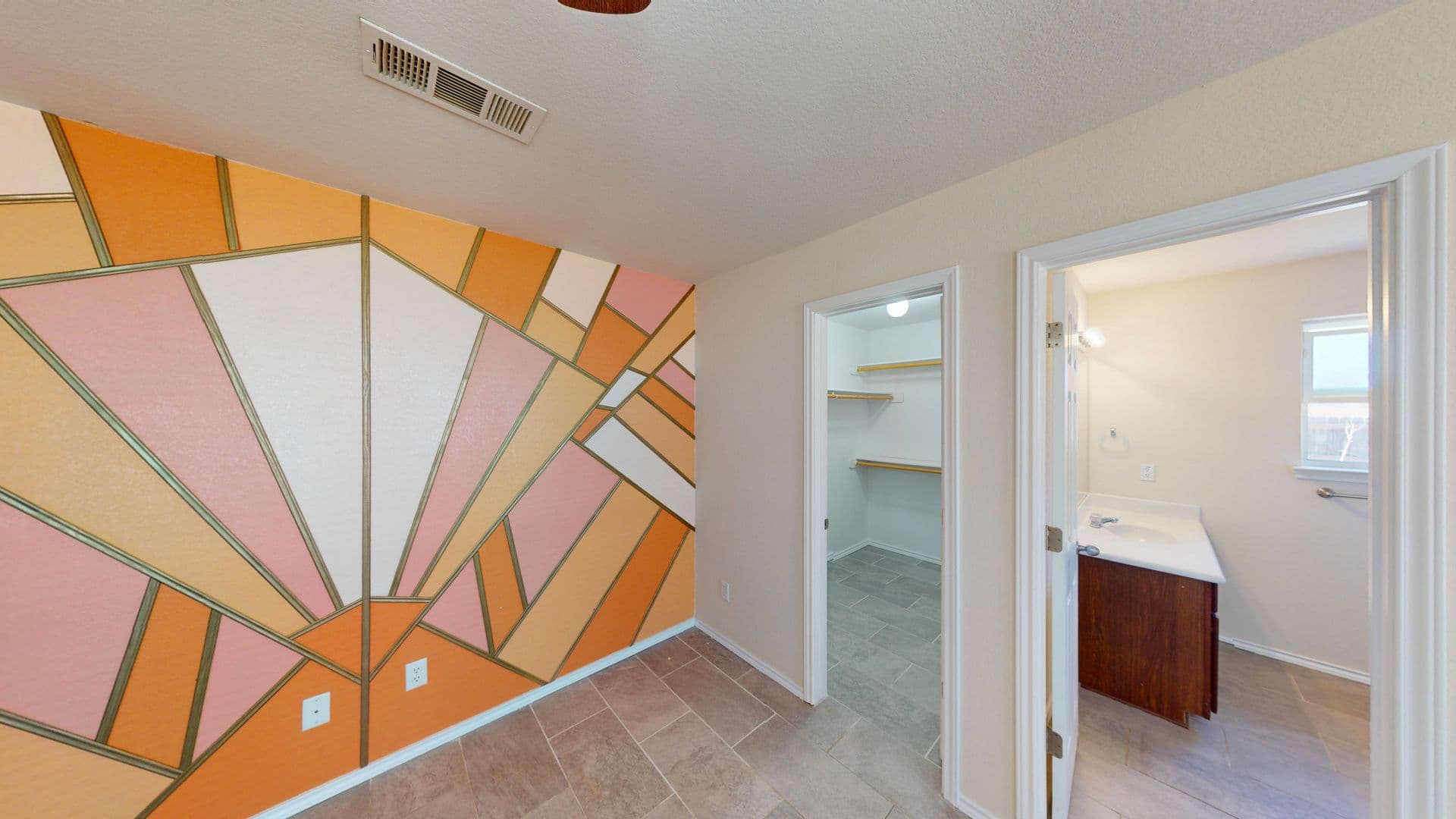 Killeen House: 2411 Hydrangea Ave