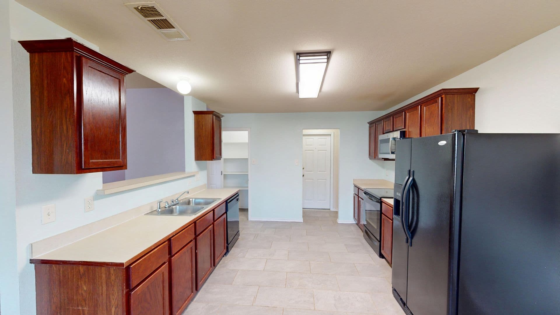 Killeen House: 2411 Hydrangea Ave