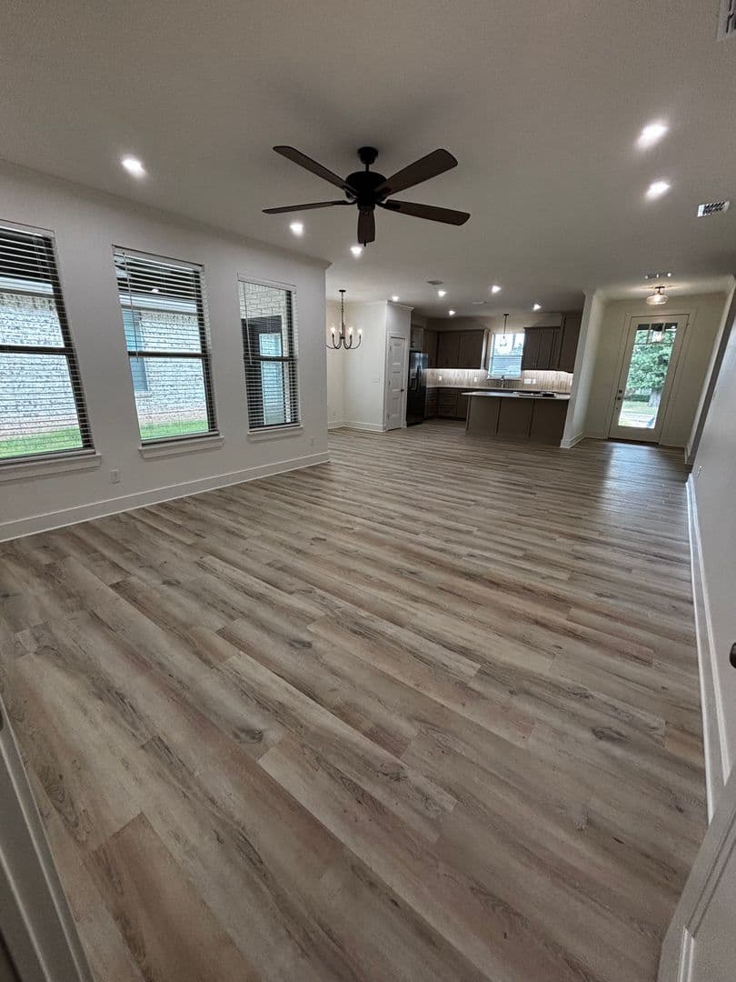 Texarkana House: 7 Fernwood Drive