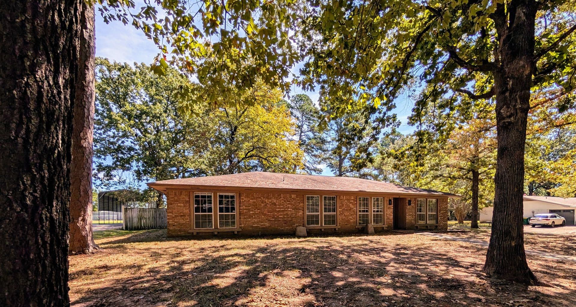 Texarkana House: 10 Clay Avenue