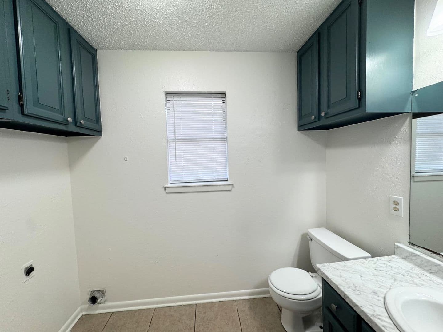 Texarkana Apartment: 6205 - 6207 Sandlin