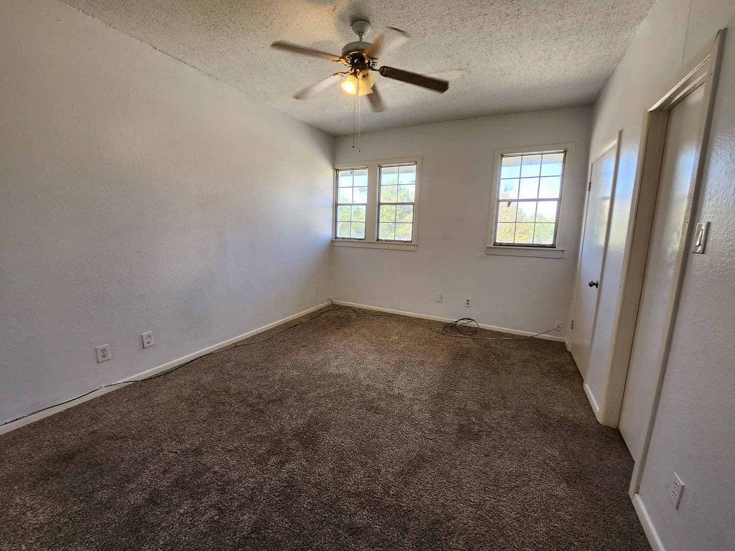 Texarkana Apartment: 814 Main Street