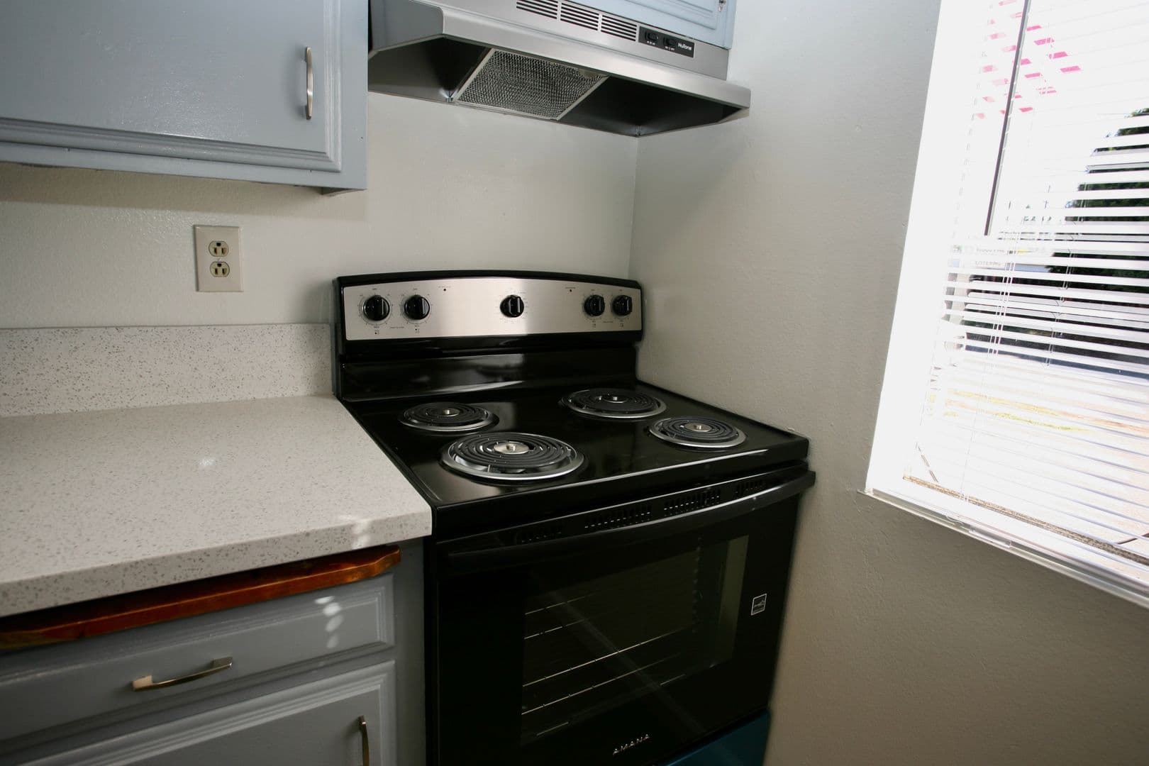 El Cajon Apartment: 1090 Sumner Ave. - Sumner 1090
