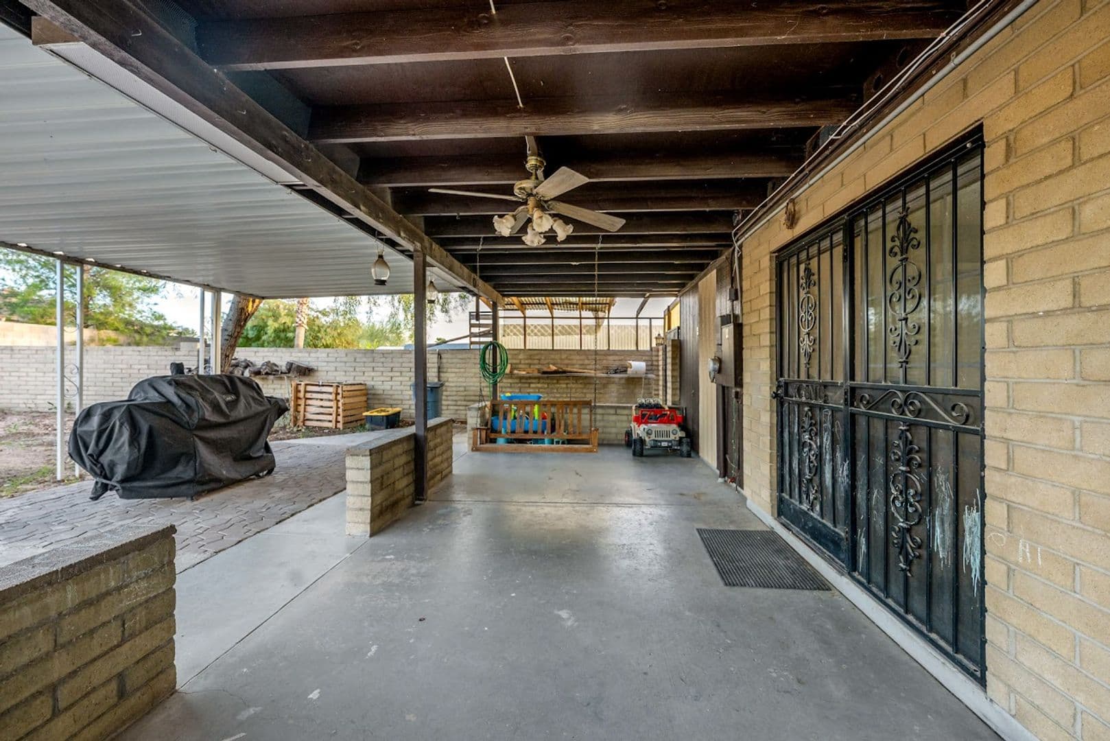 Tucson House: 2191 S Sunburst Drive