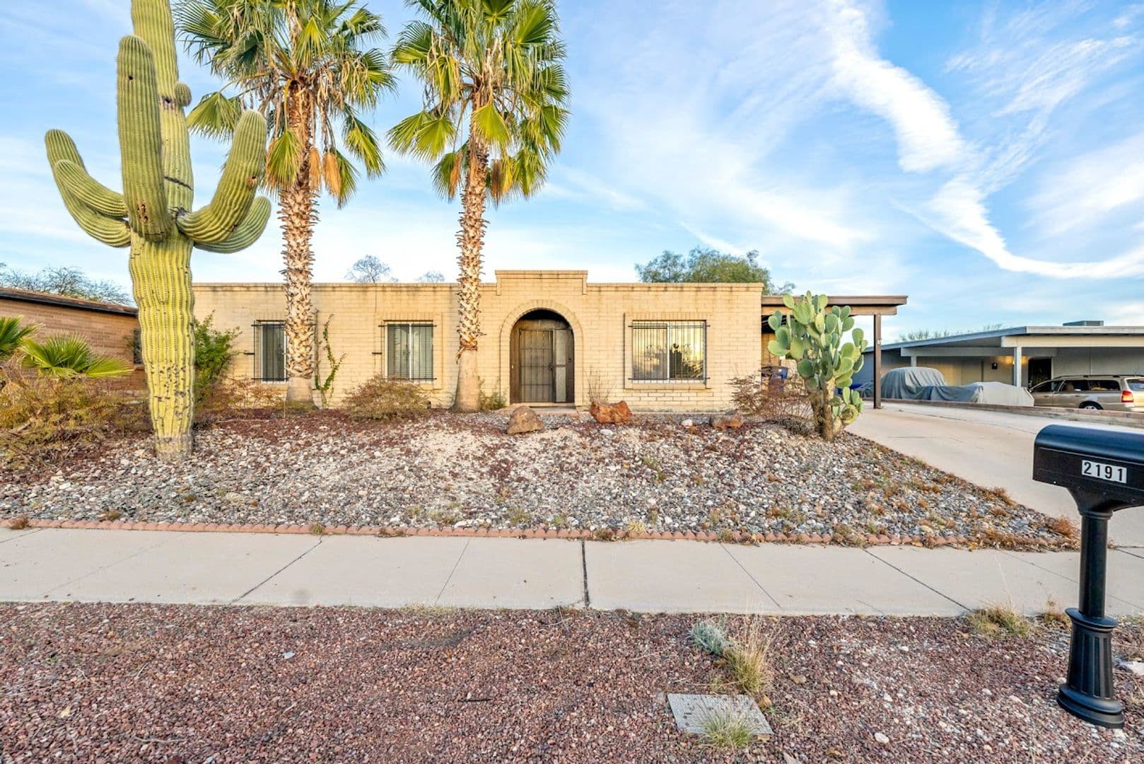 Tucson House: 2191 S Sunburst Drive