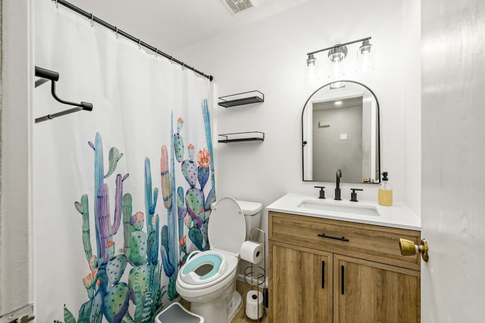 Tucson House: 2191 S Sunburst Drive