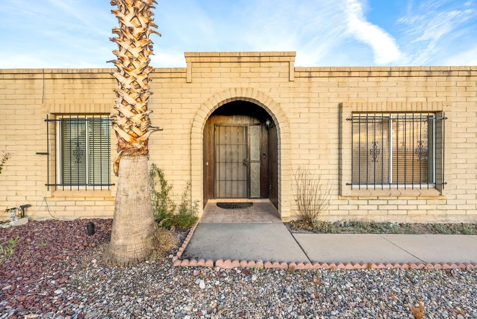 Tucson House: 2191 S Sunburst Drive