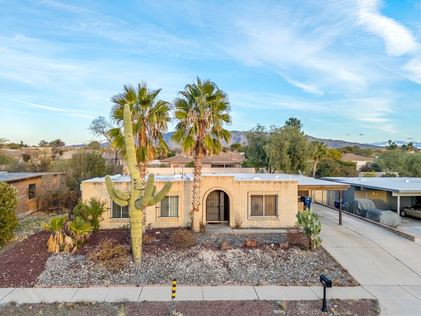 Tucson House: 2191 S Sunburst Drive