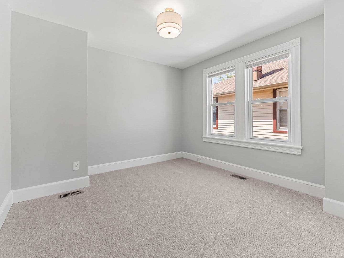 Riverside House: 224 Taylor St