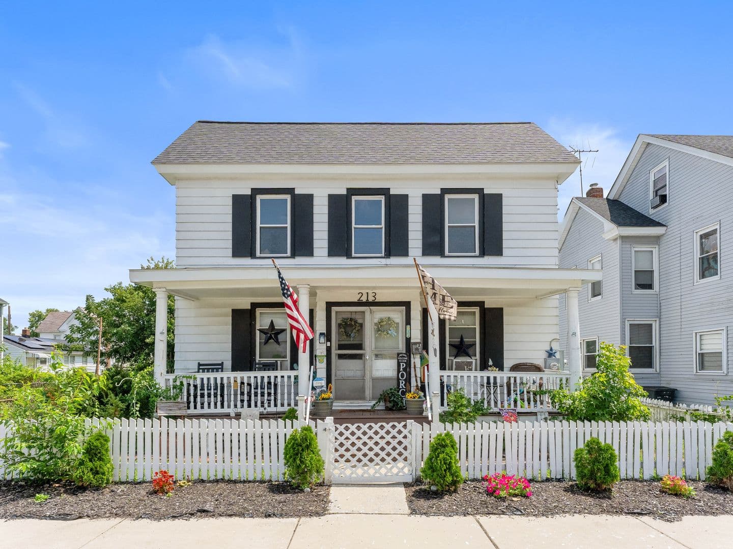Millville House: 213 N 6th St