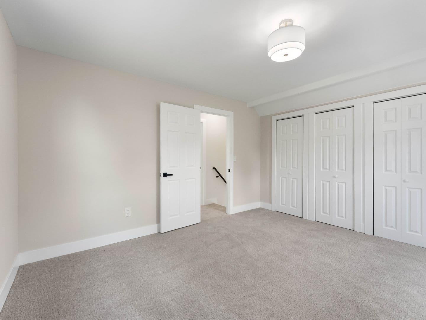 Magnolia House: 607 W Madison Ave