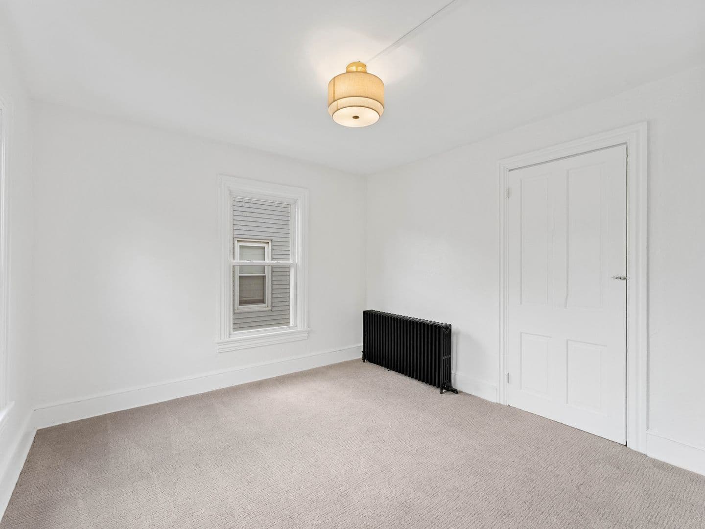 Millville House: 213 N 6th St