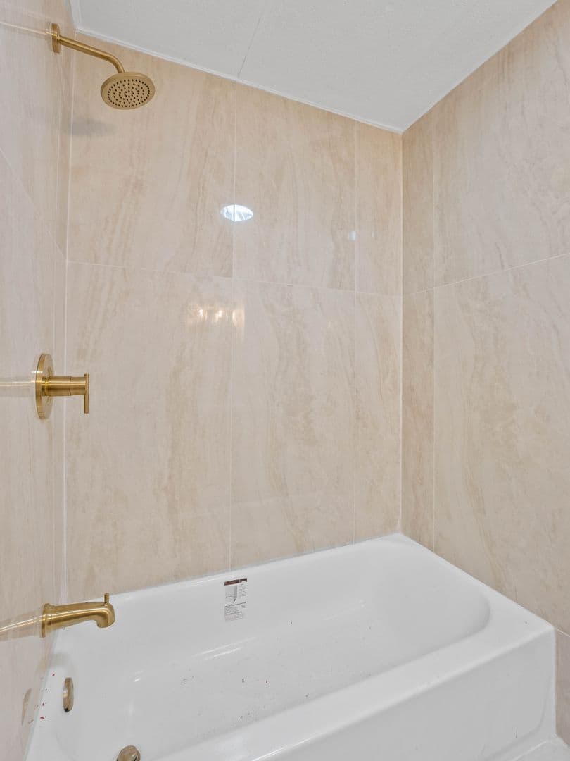 Hammonton Apartment: 45 Hall St