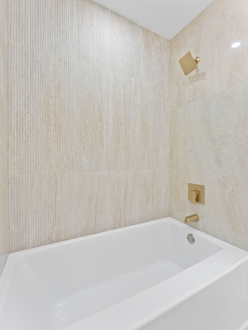 Lawnside House: 109 White Horse Pike N