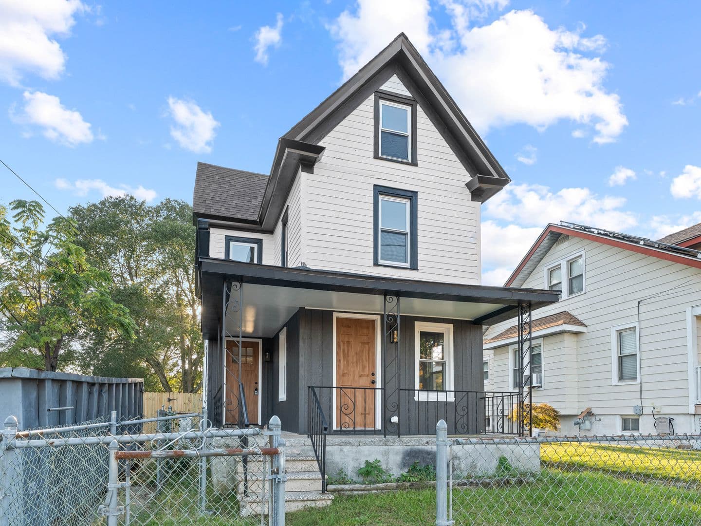 Millville House: 716 S 2nd St