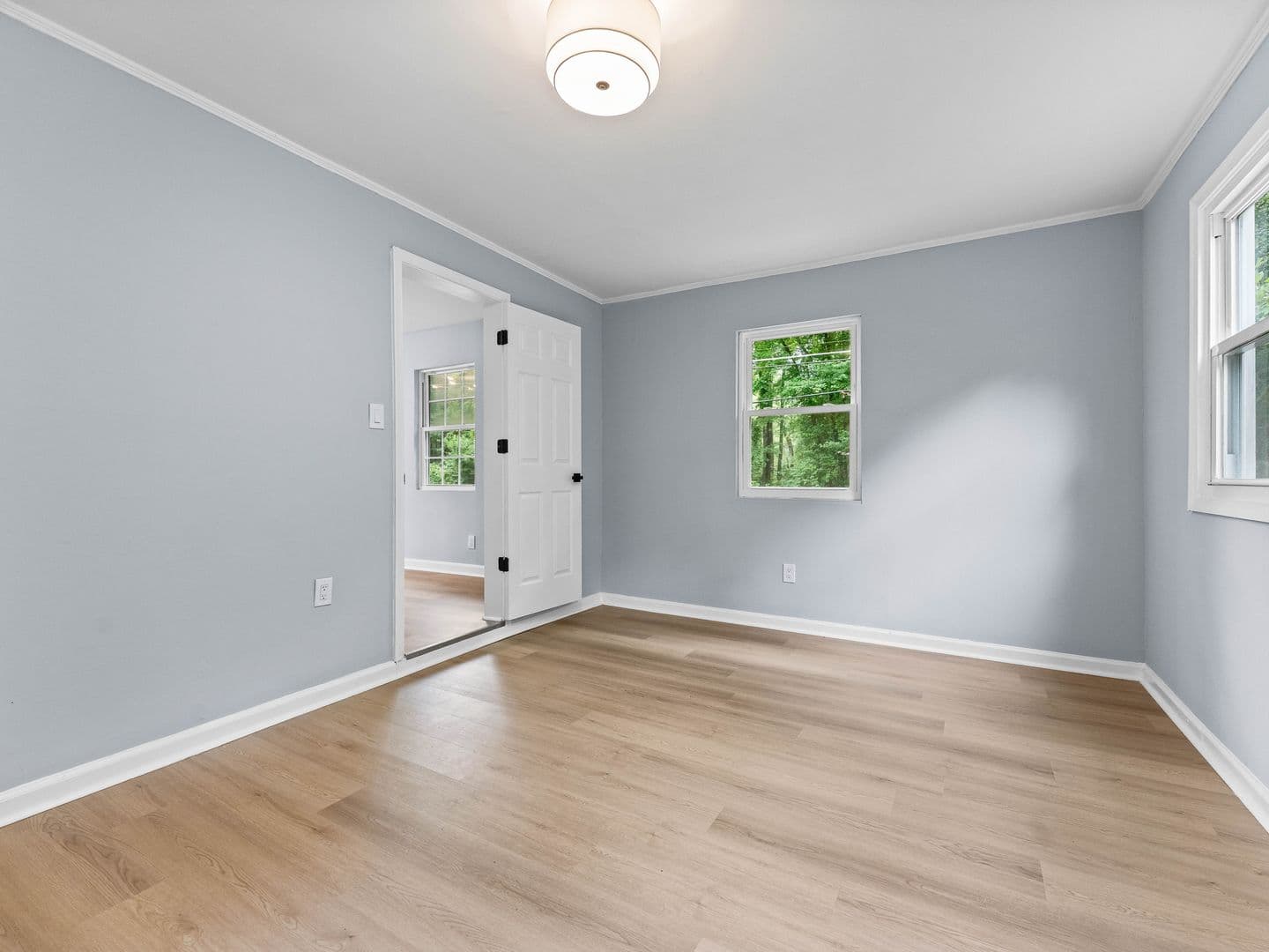 Browns Mills House: 1400 Vine St