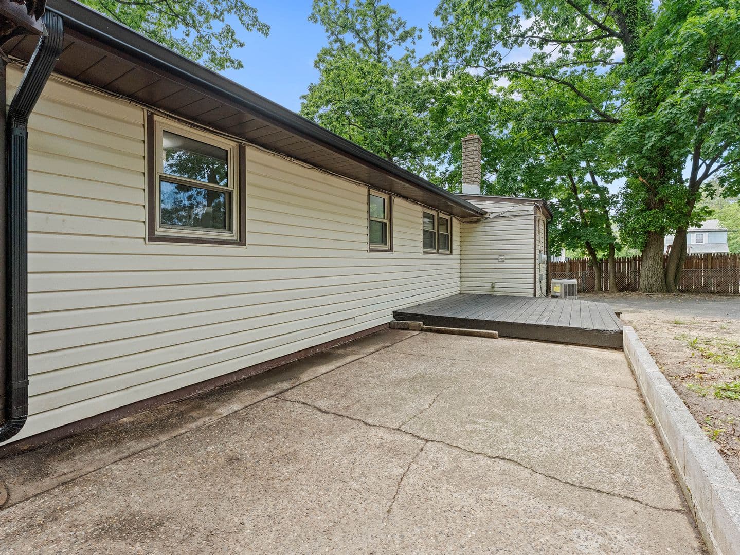 Lawnside House: 109 White Horse Pike N