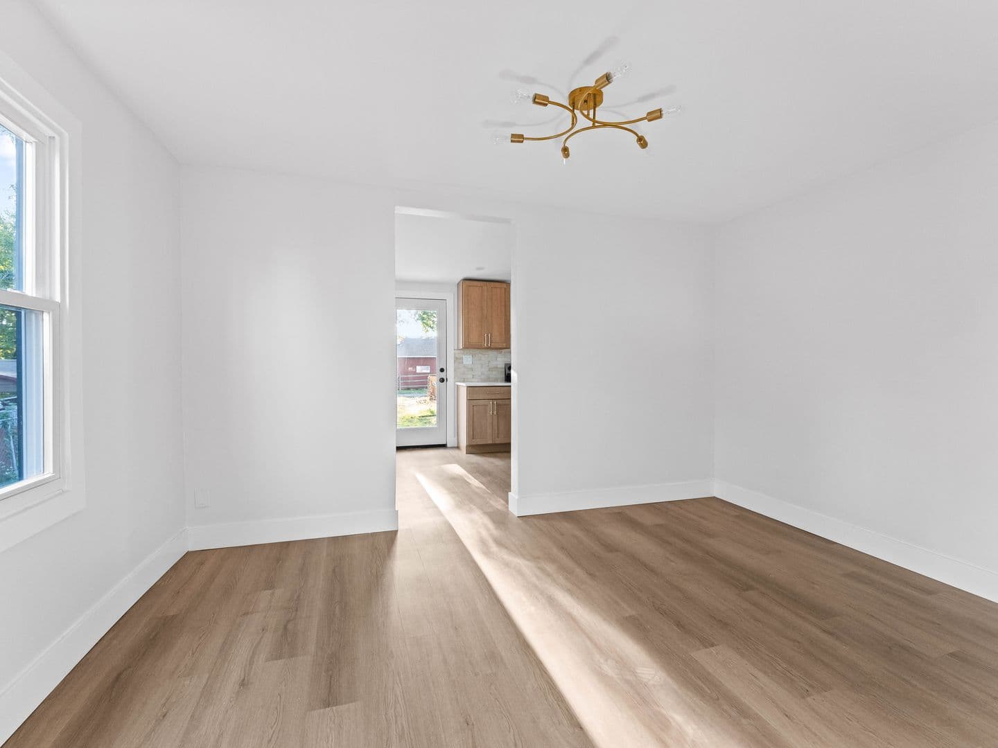 Millville House: 716 S 2nd St