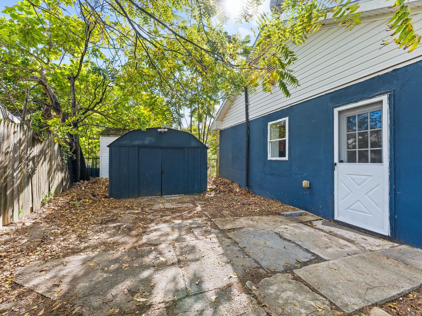 Millville House: 817 E Vine St