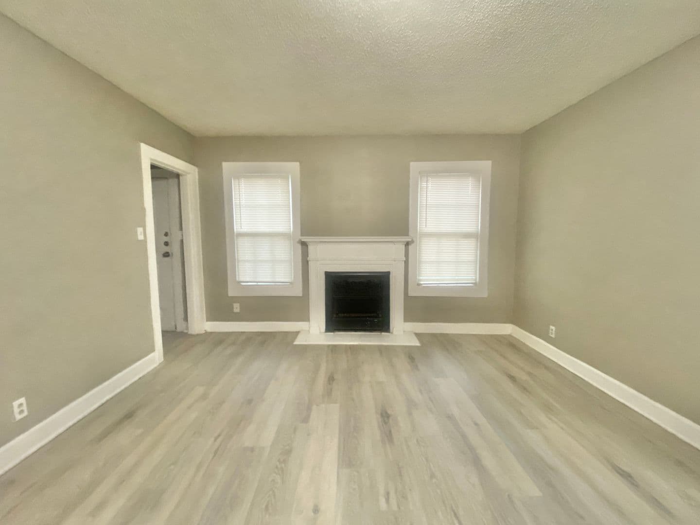 Lubbock Apartment: 2218 15th St