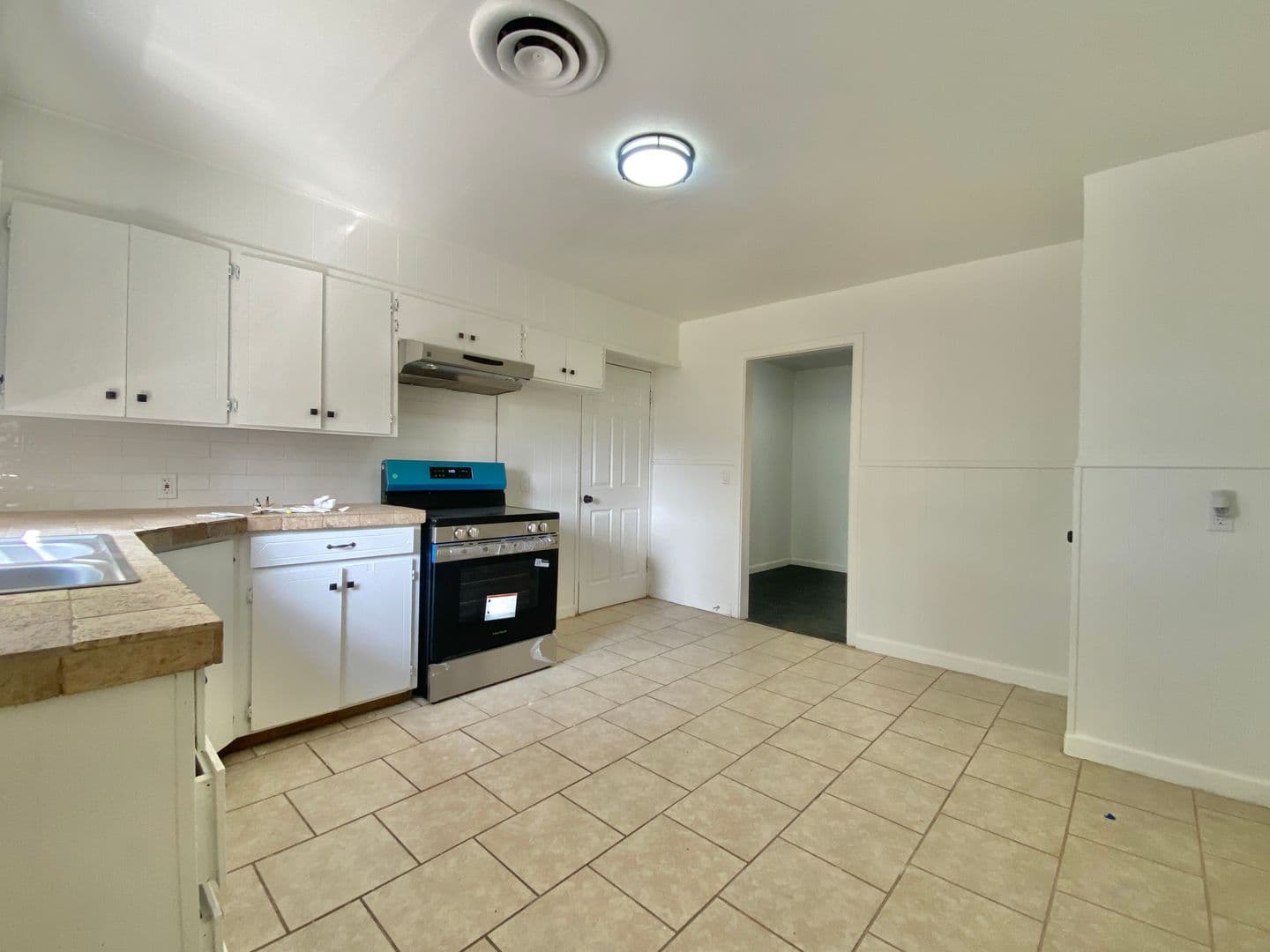 Lubbock House: 1609 39th St.