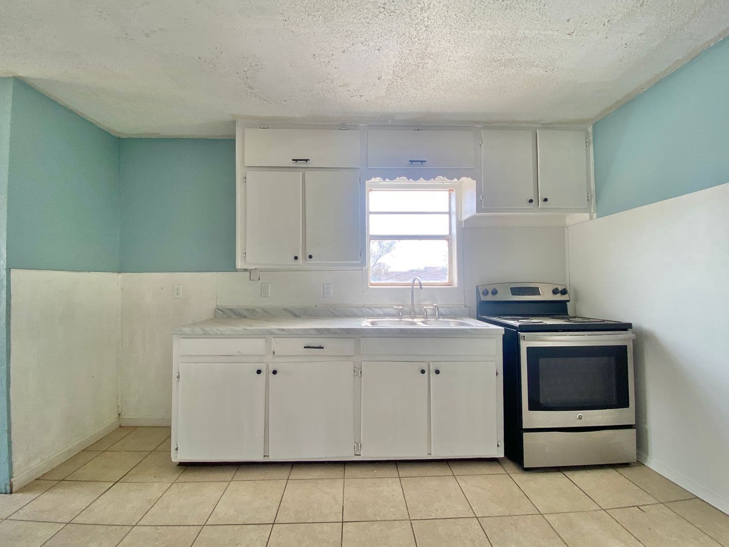 Lubbock House: 2515 Bates St.