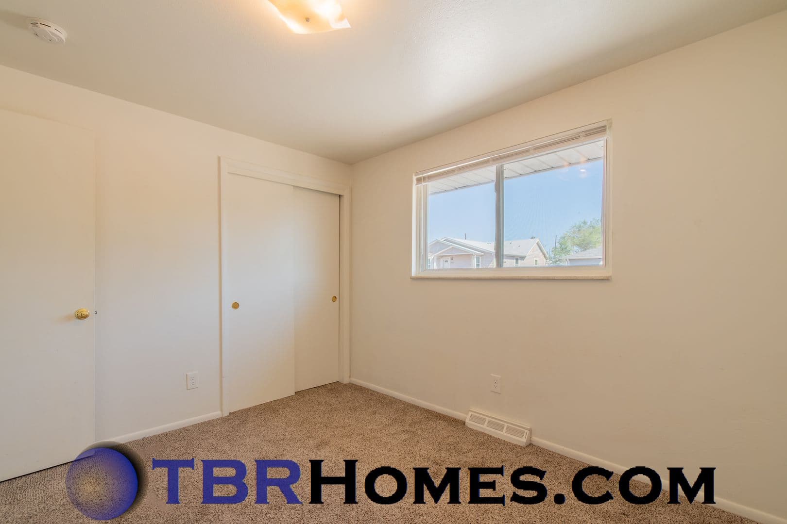 Englewood House: 2340 W Harvard Ave