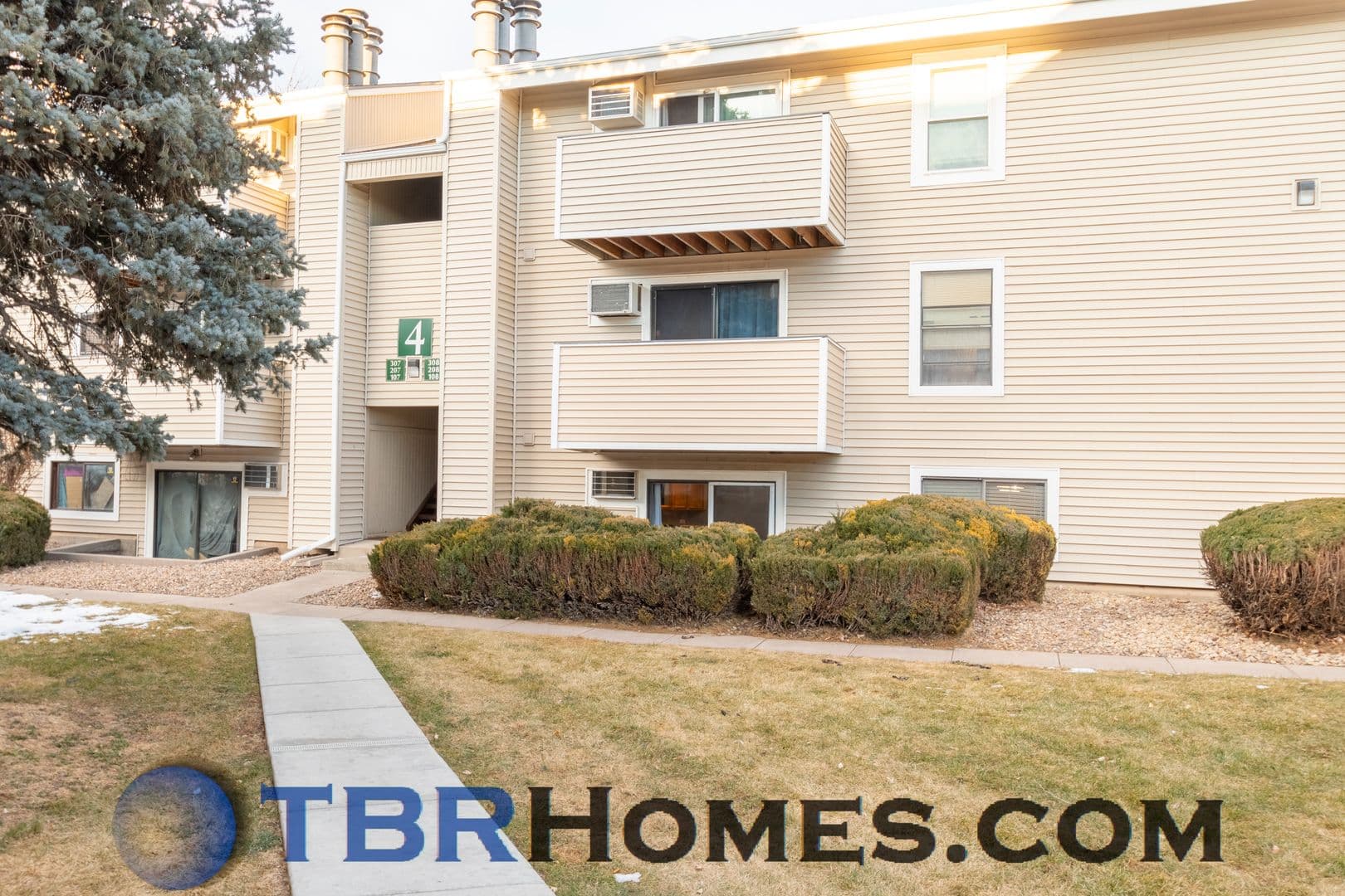 Denver Condo: 10150 E Virginia Ave #4-108