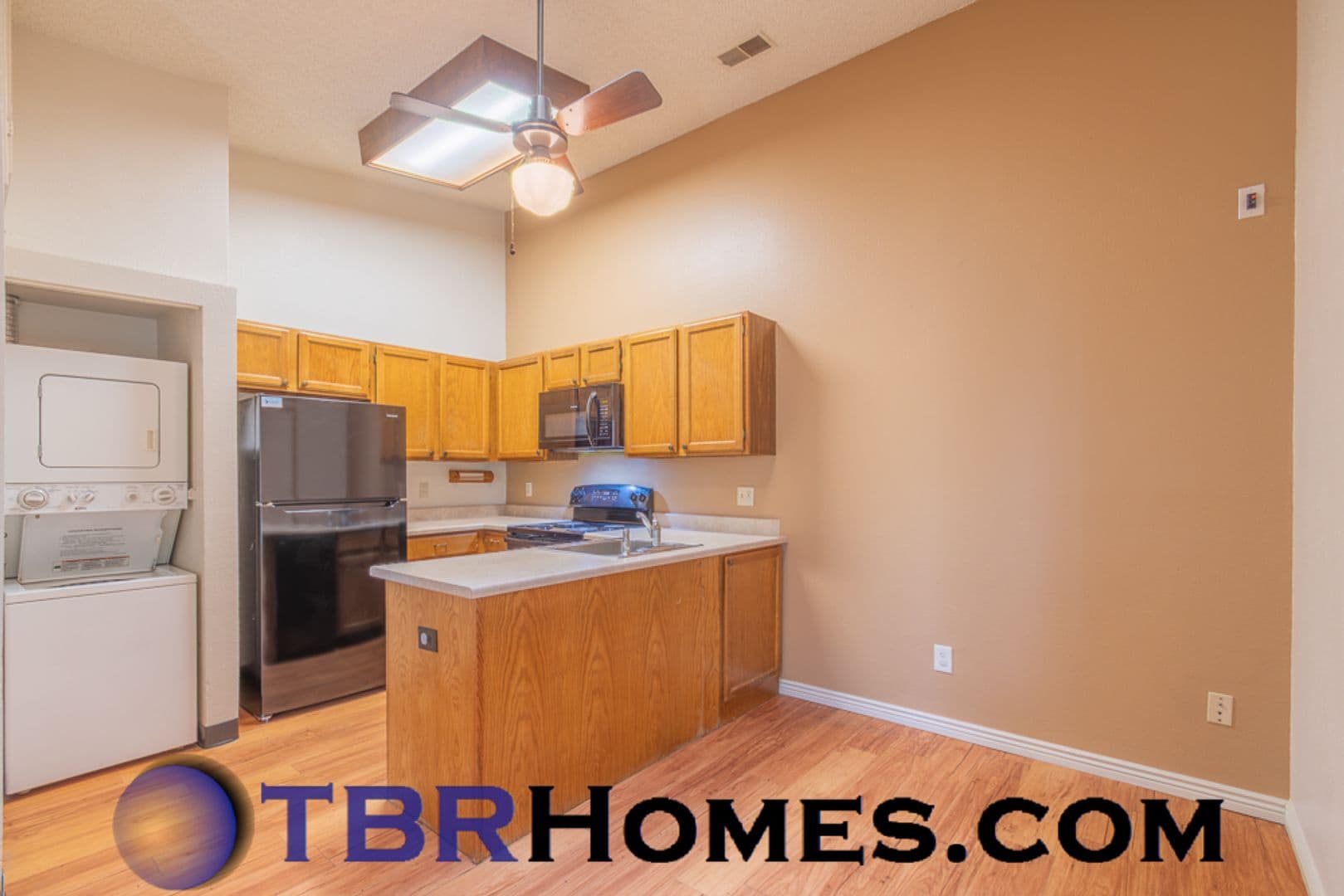 Aurora House: 920 S. Dawson Way #19