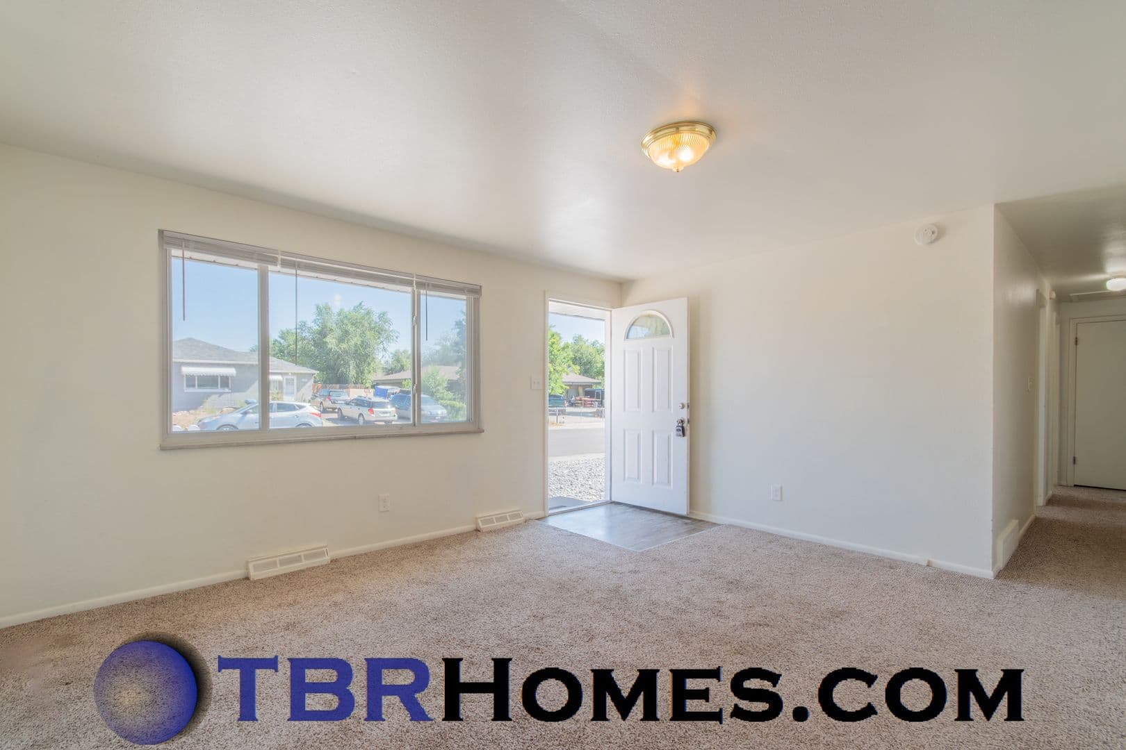 Englewood House: 2340 W Harvard Ave