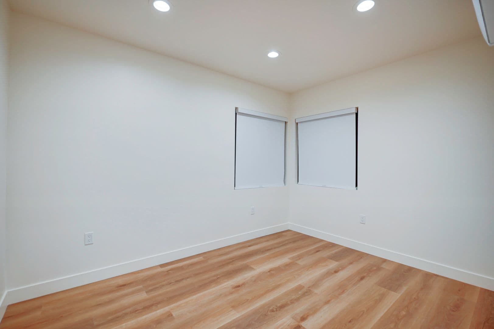 Santa Ana Condo: 829 N Garfield St