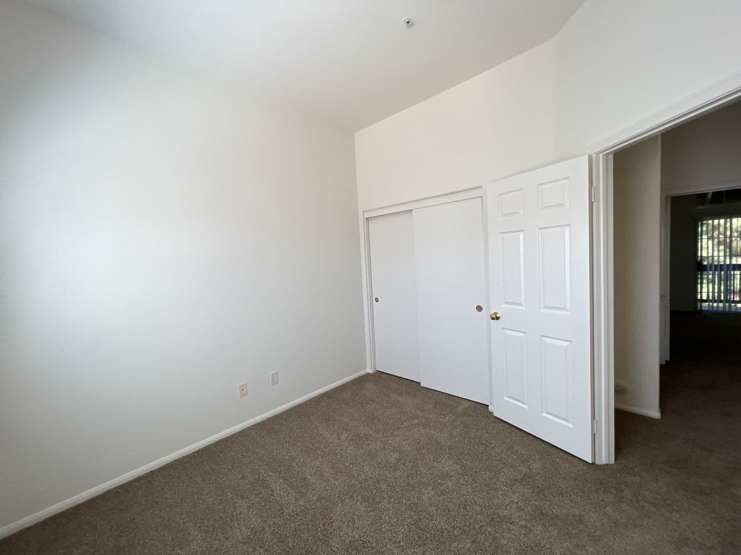 Tustin House: 2823 Player Lane