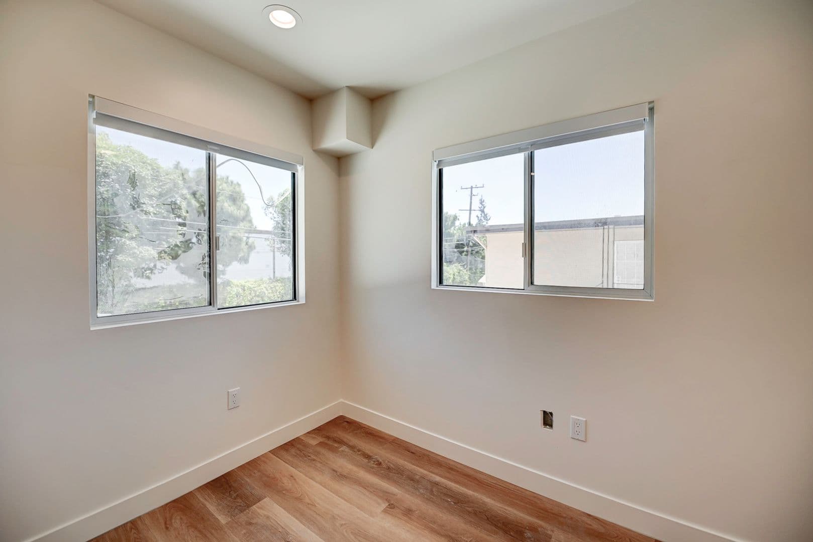 Santa Ana Condo: 829 N Garfield St
