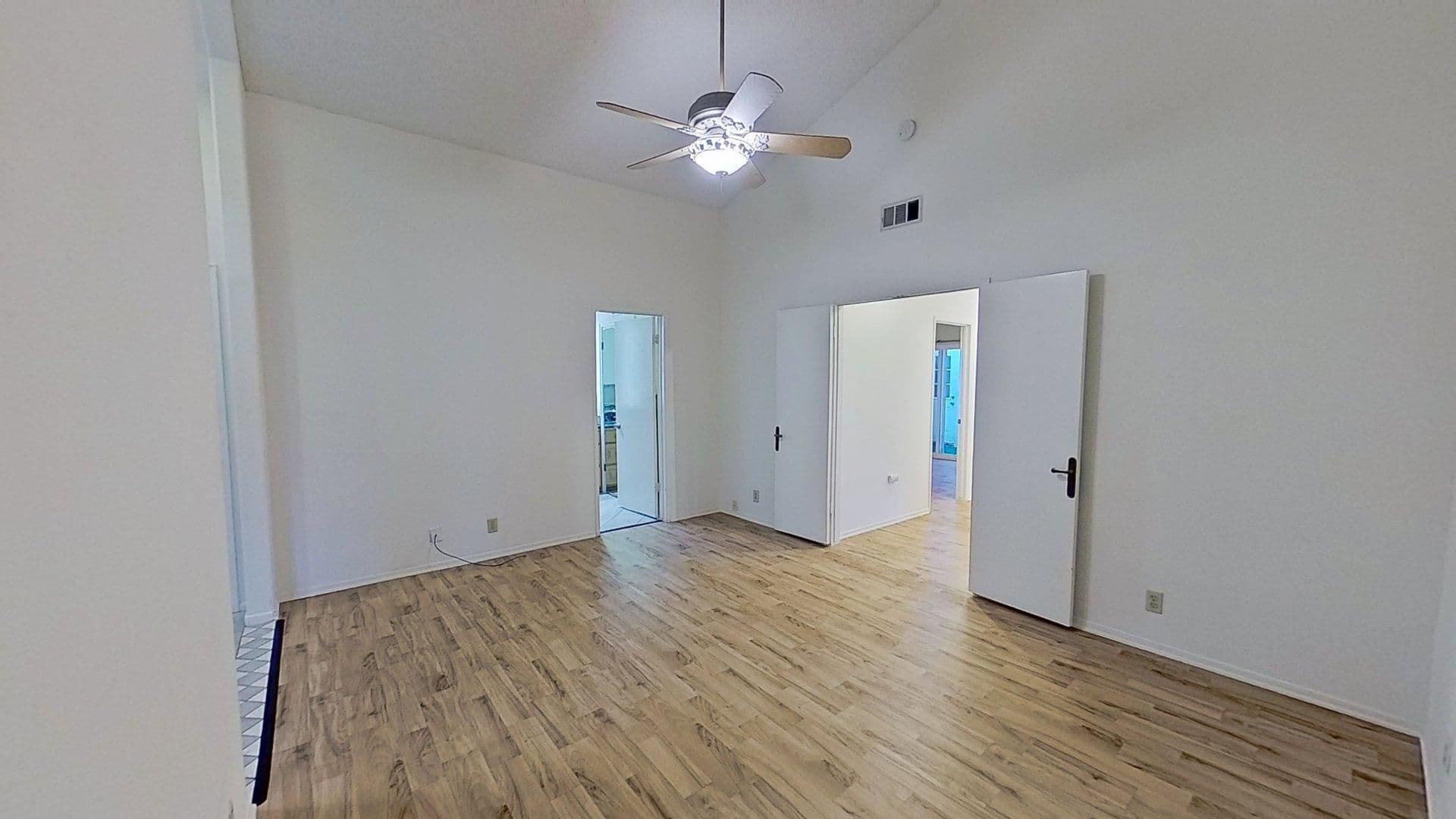 Irvine House: 5022 Hemlock