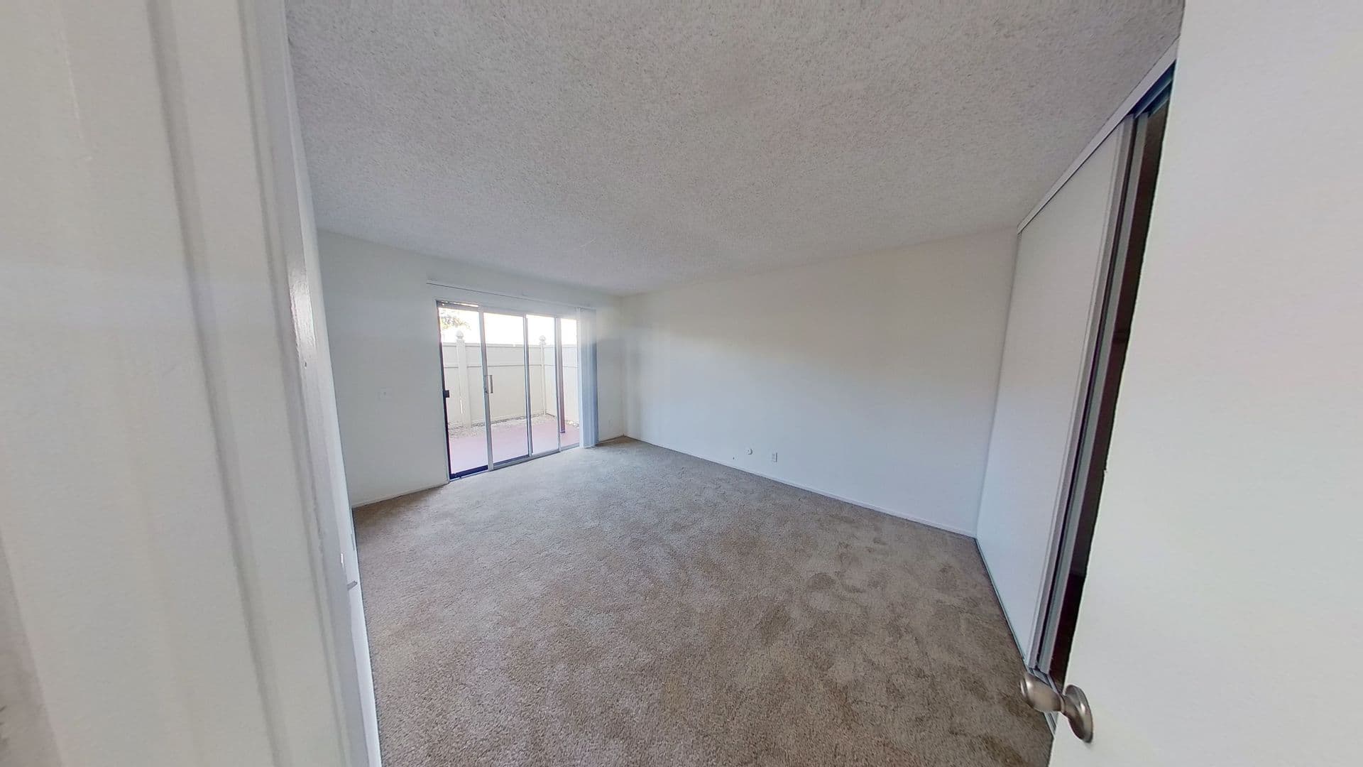 Santa Ana Apartment: 559 N. Tustin Ave