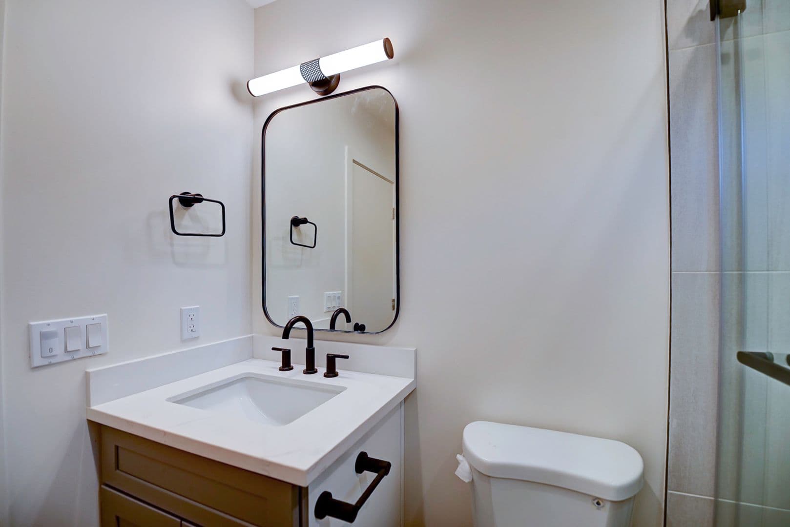 Santa Ana Condo: 829 N Garfield St
