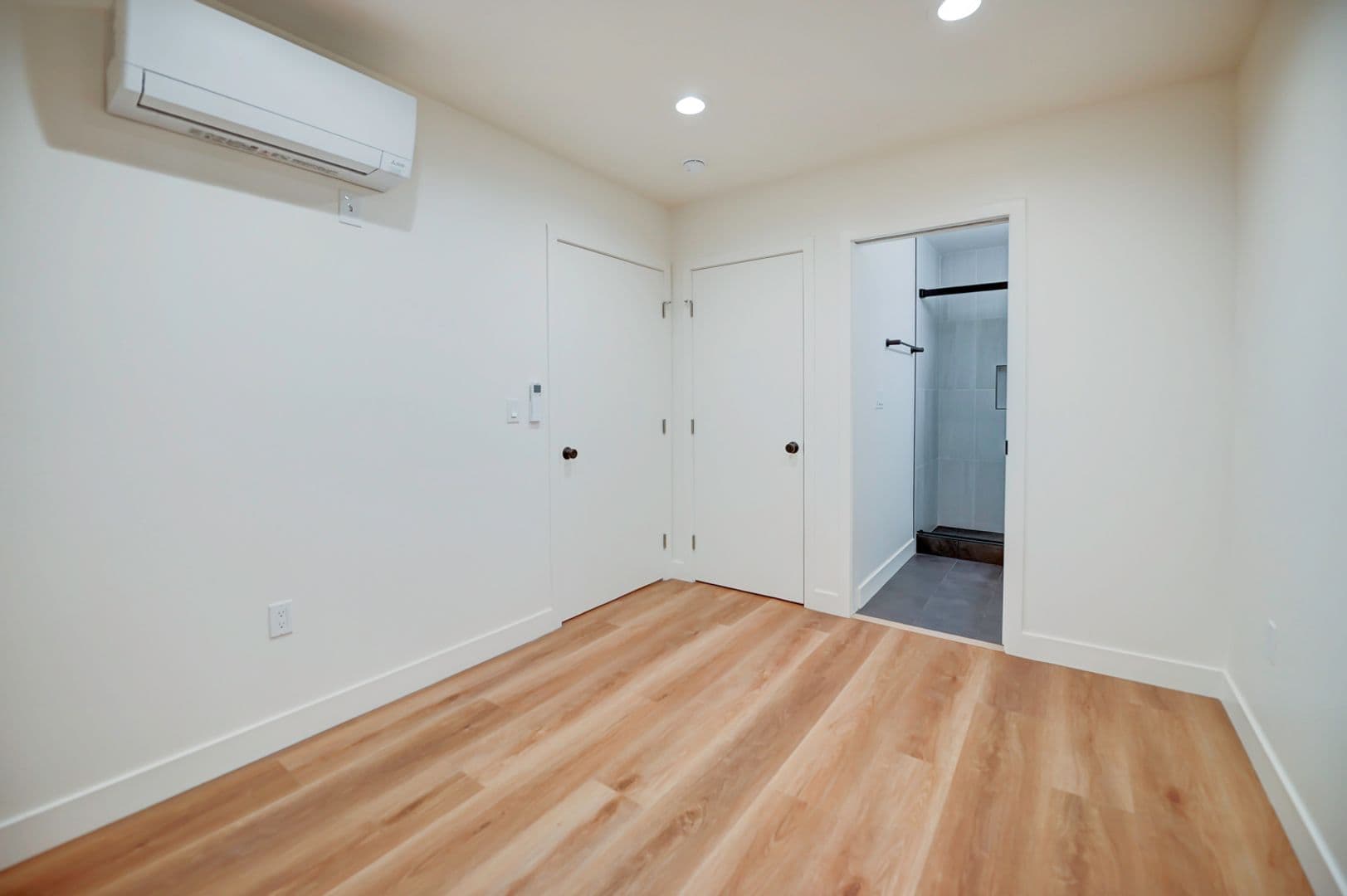 Santa Ana Condo: 829 N Garfield St