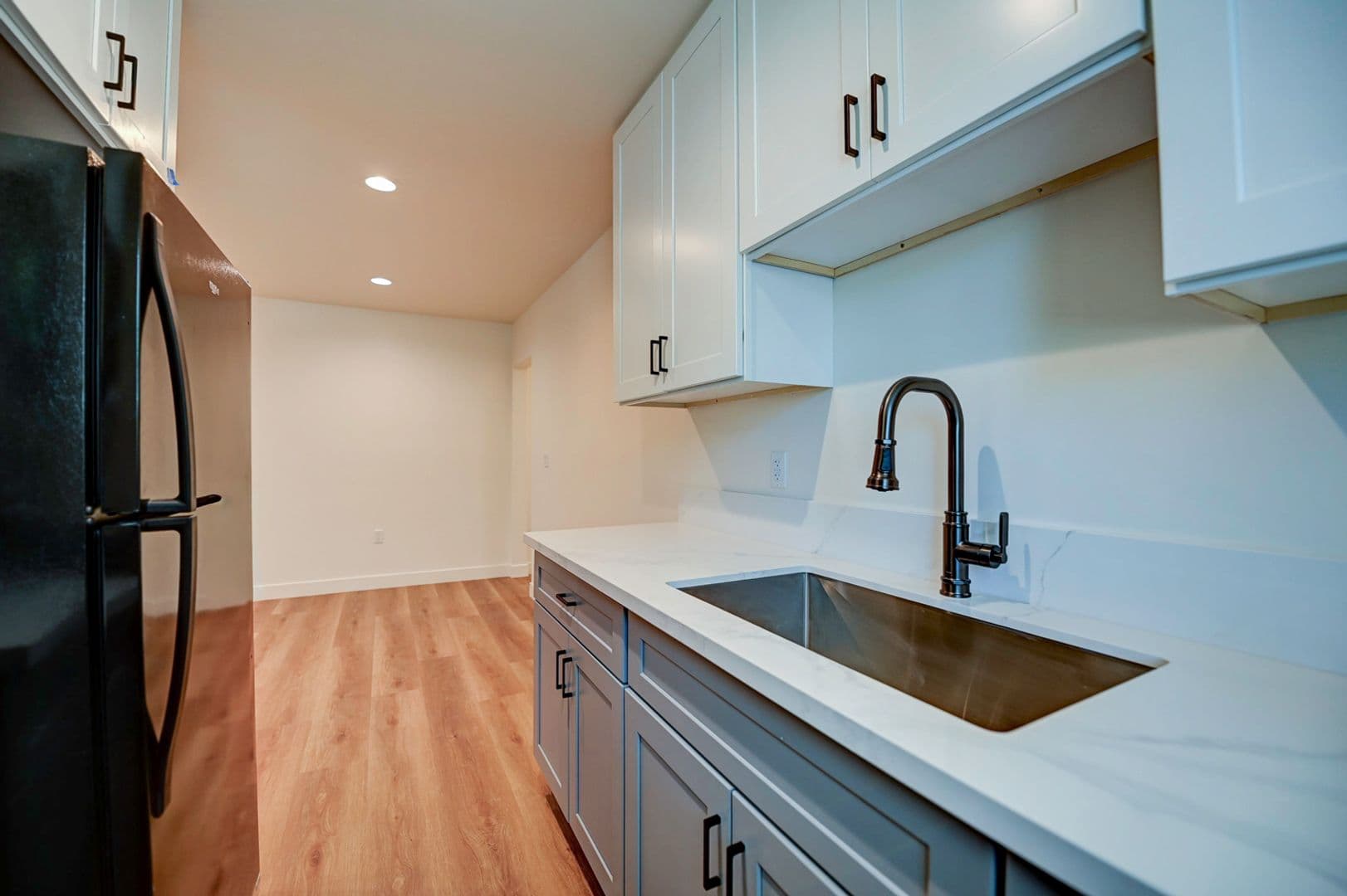 Santa Ana Condo: 829 N Garfield St