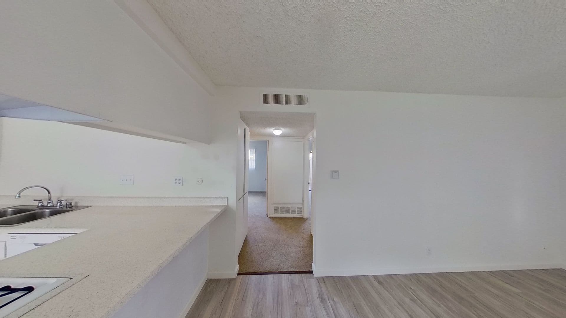 Santa Ana Apartment: 559 N. Tustin Ave