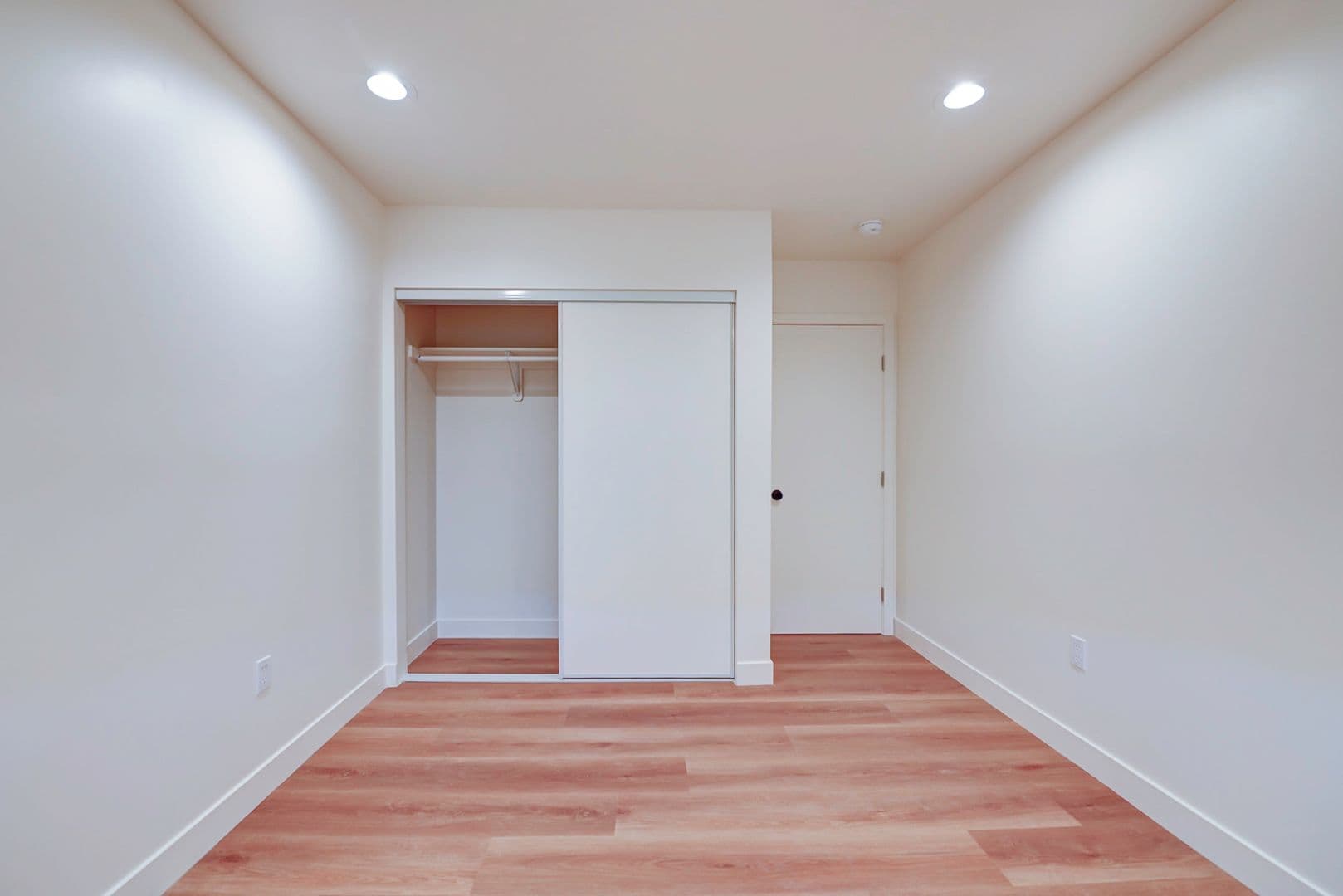 Santa Ana Condo: 829 N Garfield St